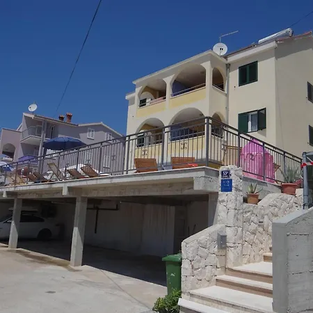 Apartment Gemuetliches Mit Meerblick Trogir