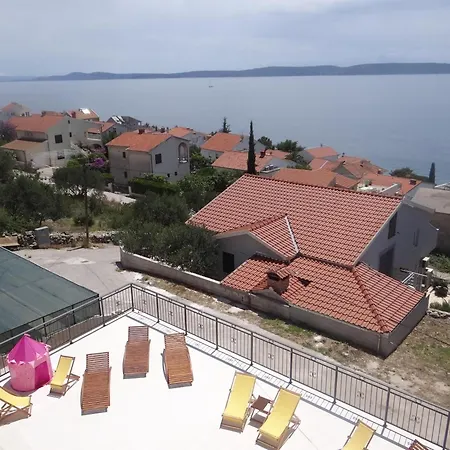 Apartment Gemuetliches Mit Meerblick Trogir